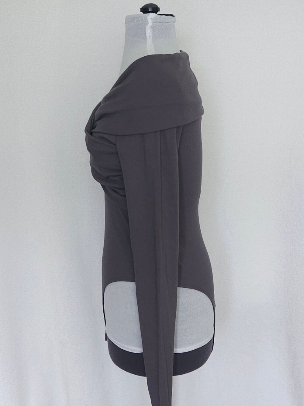 Off Shoulder Ruched Bodysuit Charcoal Viral Going Out Top Princess Polly Size 6 - Picture 5 of 10